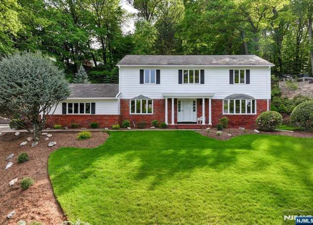 Property at 69 Cider Mill Rd, Hawthorne, NJ 07506, 4 beds, 2.5 baths