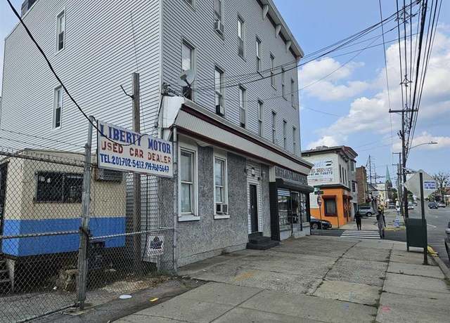Property at 1709 John F Kennedy Blvd, Jersey City, NJ 07305