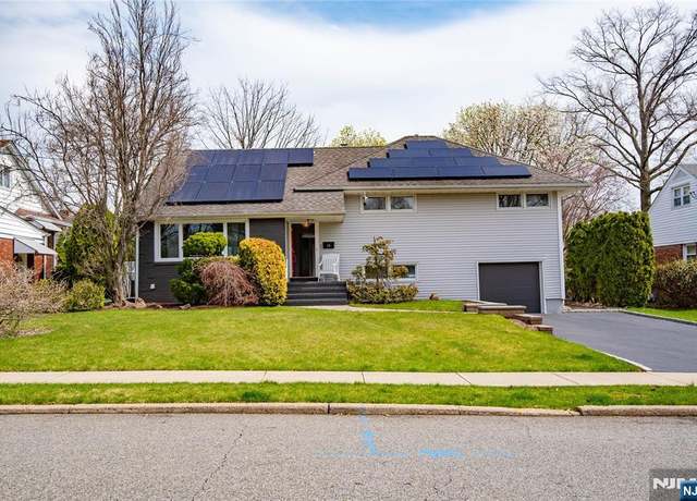 Property at 26 Chatham Ter, Clifton, NJ 07013, 3 beds, 2.5 baths
