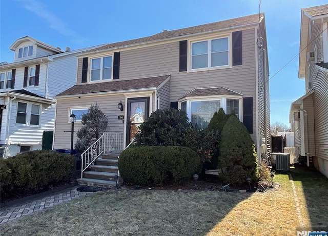 Property at 706 Teneyck Ave, Lyndhurst, NJ 07071, 4 beds, 2.5 baths