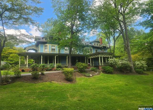 Property at 40 Highland Ave, Millburn, NJ 07078, 10 beds, 7 baths