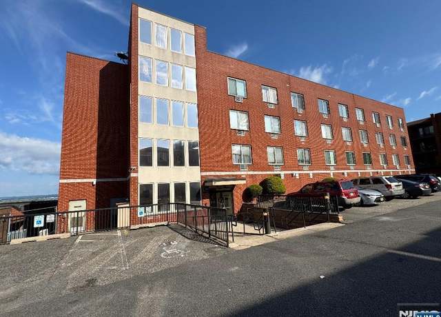 Property at 1911 Grand Ave Unit 1C, North Bergen, NJ 07047, 2 beds, 2 baths