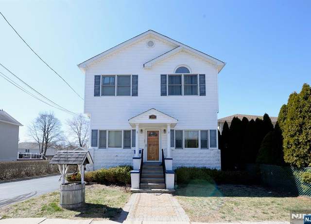 Property at 28 Zazzetti St, Waldwick, NJ 07463, 5 beds, 2 baths