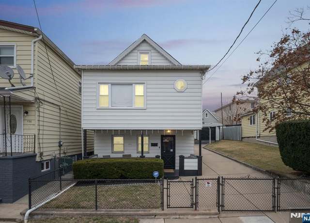 Property at 126 Shaw St, Garfield, NJ 07026, 3 beds, 2.5 baths