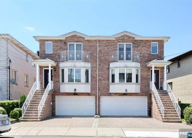 Property at 400 Lawton Ave, Cliffside Park, NJ 07010, 3 beds, 3 baths