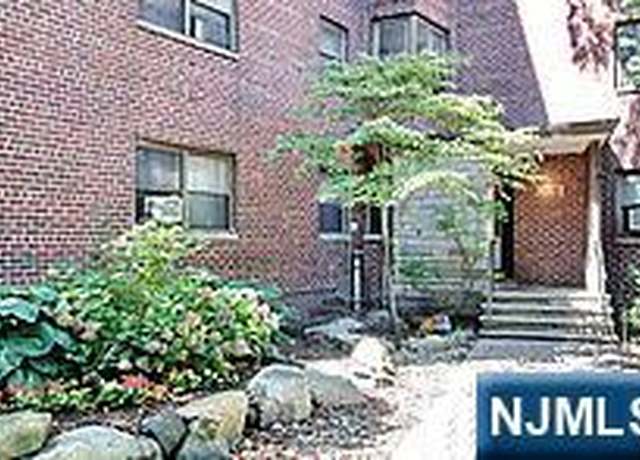 Property at 3071 Edwin Ave Unit 4A, Fort Lee, NJ 07024, 1 bed, 1 bath