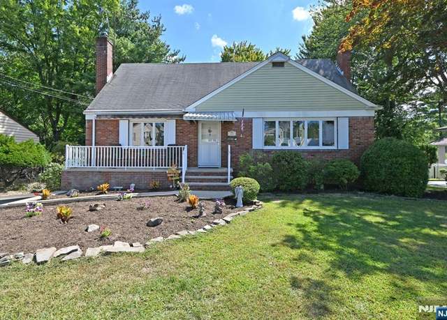 Property at 326 Bradley Ave, Northvale, NJ 07647, 4 beds, 2 baths
