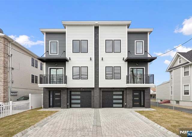 Property at 403 A Maple St, Kearny, NJ 07032, 4 beds, 3.5 baths