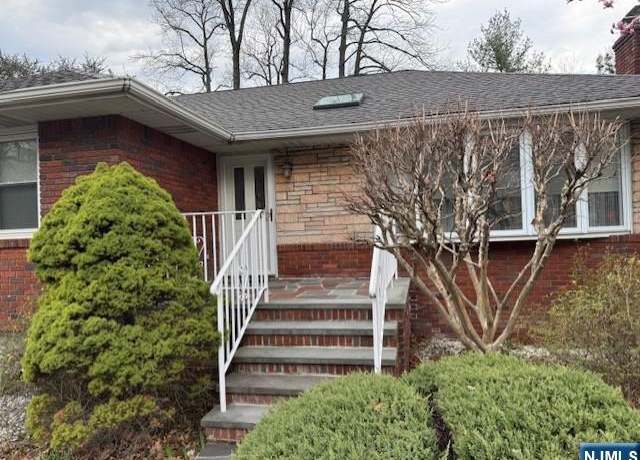 Property at 467 Grandview Ter, Leonia, NJ 07605, 3 beds, 3 baths