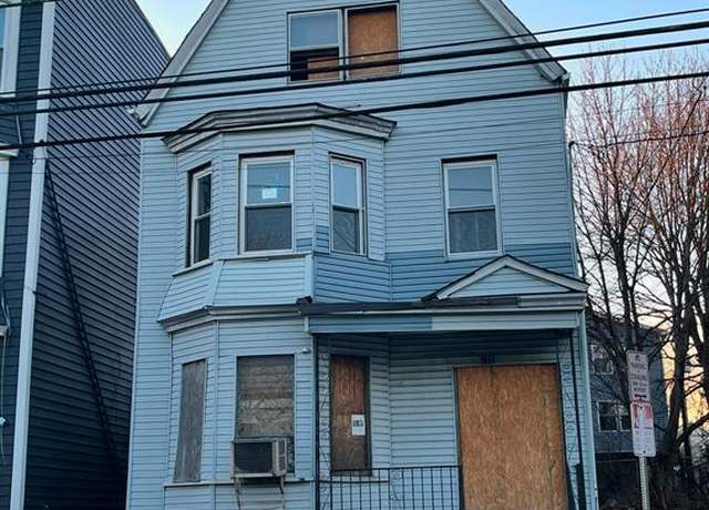 Property at 377 Littleton Ave, Newark, NJ 07103, 4 beds, 2 baths