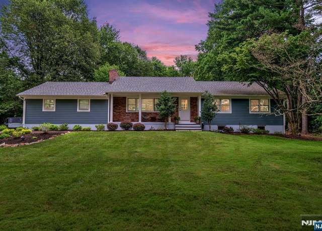 Property at 175 Airmont Ave, Mahwah, NJ 07430, 3 beds, 3 baths