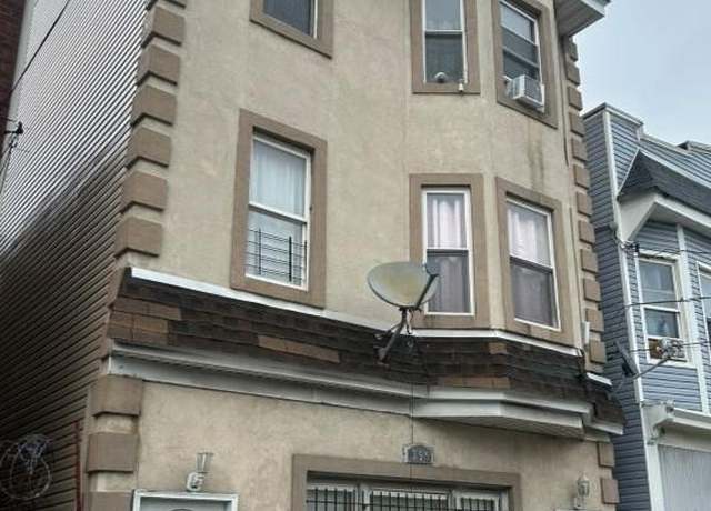 Property at 359 16th Ave, Irvington, NJ 07111, 8 beds, 3 baths