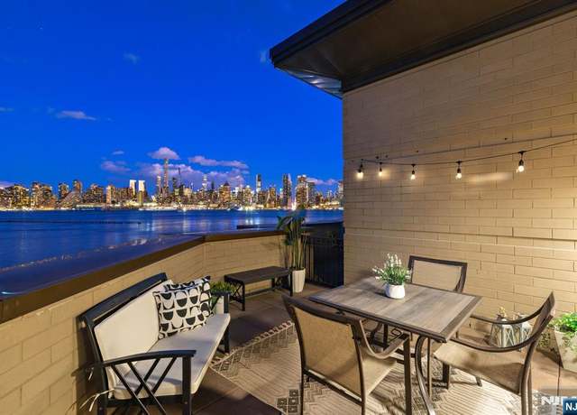 Property at 1 Oxford Lndg Unit Townhouse 1, Weehawken, NJ 07086, 4 beds, 4 baths