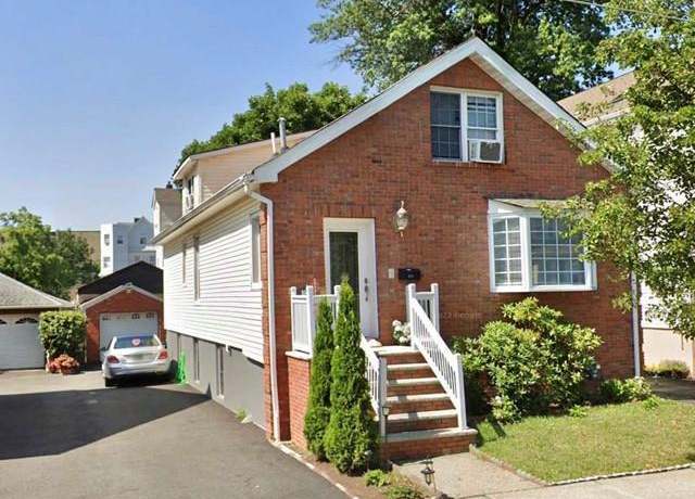 Property at 214 Columbus Pl, Cliffside Park, NJ 07010, 5 beds, 4.5 baths