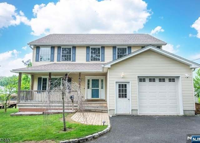 Property at 5 Britton St, Netcong Borough, NJ 07857, 4 beds, 3.5 baths