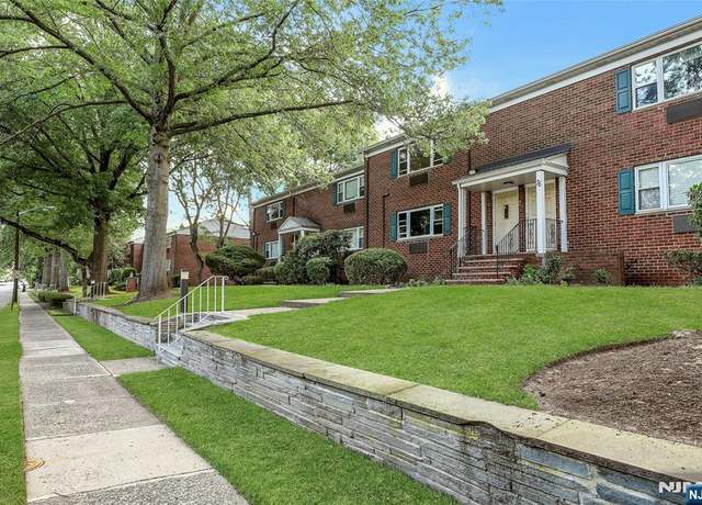 Property at 76 Franklin St Unit B, Tenafly, NJ 07670, 1 bed, 1 bath