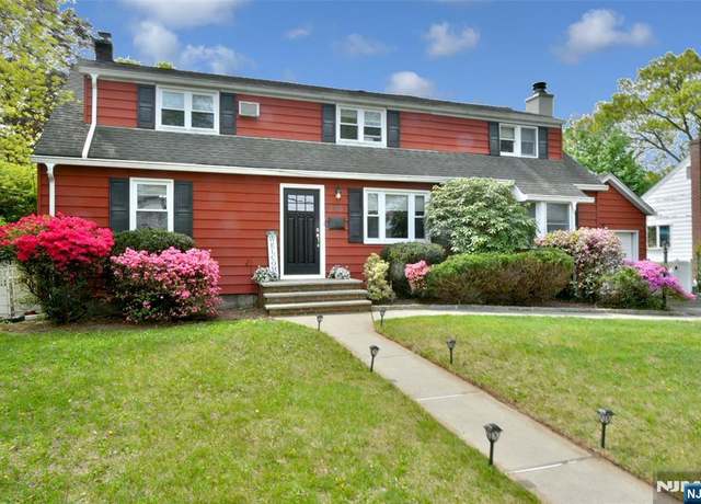 Property at 520 Elizabeth St, New Milford, NJ 07646, 4 beds, 2.5 baths