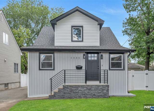 Property at 13-35 4th St, Fair Lawn, NJ 07410, 3 beds, 2.5 baths