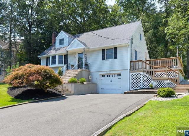 Property at 122 Balsam Rd, Wayne, NJ 07470, 4 beds, 2 baths