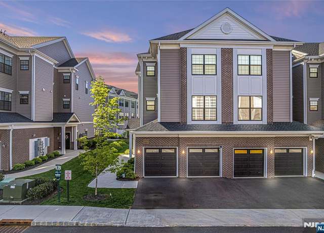 Property at 44 Harvest Way, Little Falls, NJ 07424, 3 beds, 2.5 baths