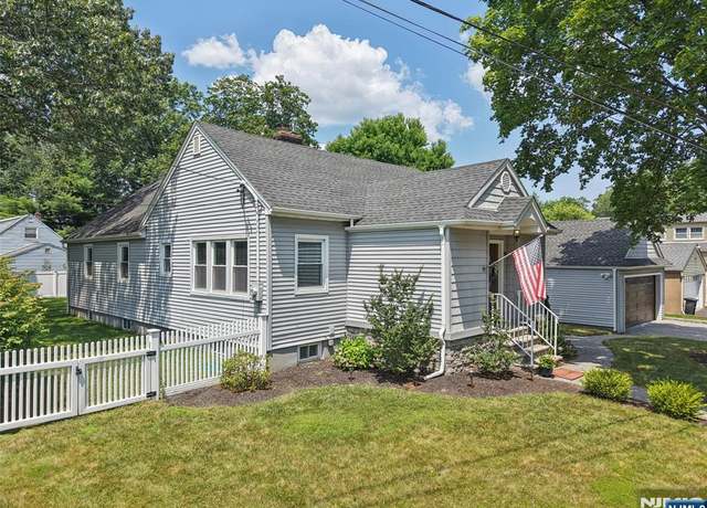Property at 270 Hirschfeld Pl, New Milford, NJ 07646, 3 beds, 3 baths