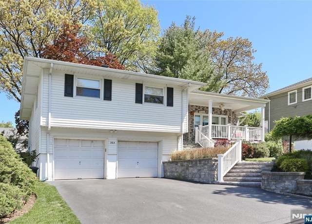 Property at 564 Mackay Ave, Oradell, NJ 07649, 3 beds, 2.5 baths