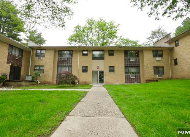 Property at 401 Us Highway 22 Bldg 2 Unit E, North Plainfield, NJ 07060, 1 bed, 1 bath
