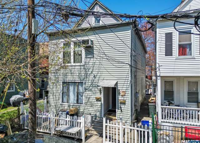 Property at 14 Wisnev St, Clifton, NJ 07011, 6 beds, 3 baths