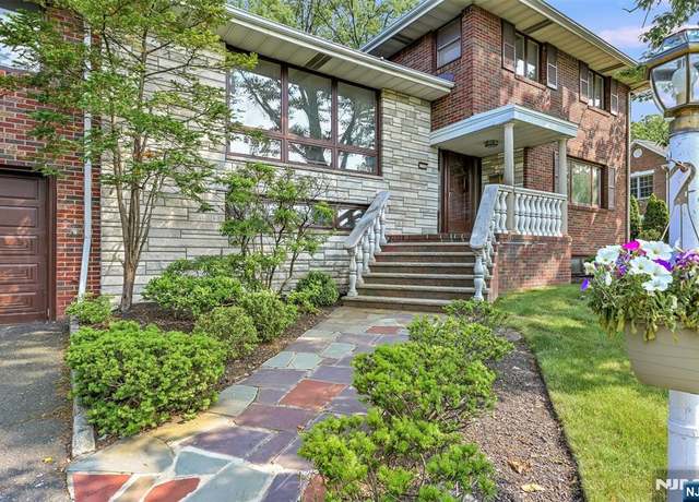 Property at 379 Mauro Rd, Englewood Cliffs, NJ 07632, 5 beds, 3.5 baths