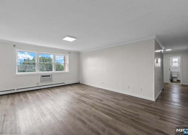 Property at 8829 Kennedy Blvd Unit E5, North Bergen, NJ 07047, 2 beds, 1 bath