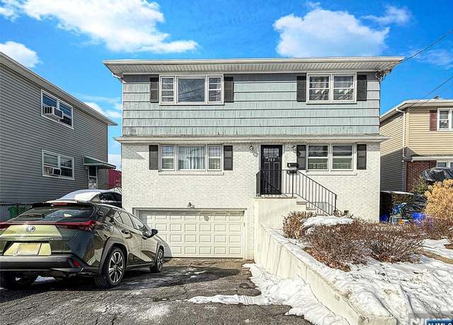 Property at 505 Riverside Ave, Lyndhurst, NJ 07071, 6 beds, 4 baths