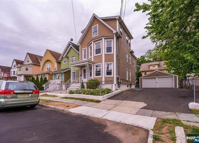 Property at 10 Westcott St, Bloomfield, NJ 07003, 4 beds, 3 baths
