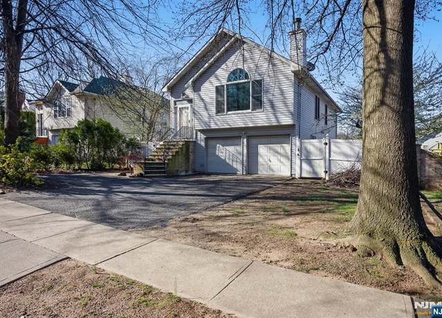 Property at 104 Rockwood Pl, Englewood, NJ 07631, 3 beds, 3 baths