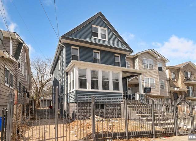 Property at 31 Halstead St, Newark, NJ 07106, 4 beds, 1.5 baths