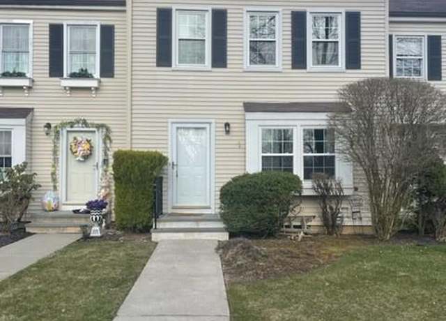 Property at 48 Wexford Dr, Mendham Township, NJ 07945, 2 beds, 2.5 baths