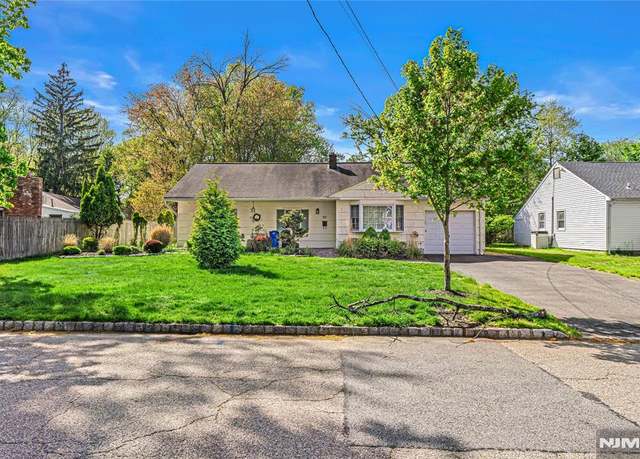 Property at 97 Kimball Ave, Livingston, NJ 07039, 4 beds, 1 bath