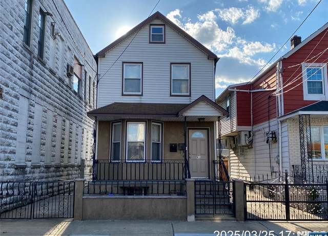 Property at 81 E Waydell St, Newark, NJ 07105, 2 beds, 2 baths