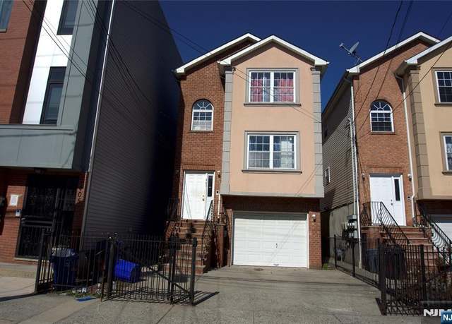 Property at 403 S 6th St, Newark, NJ 07103, 7 beds, 4.5 baths