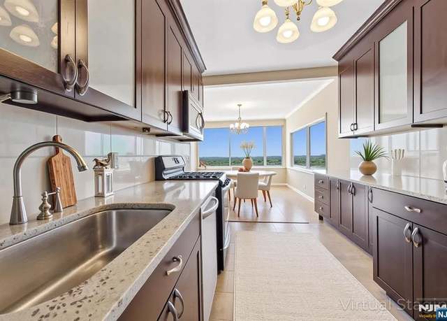 Property at 6 Horizon Rd #2301, Fort Lee, NJ 07024, 3 beds, 2.5 baths