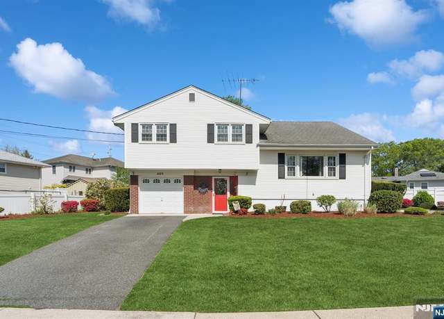 Property at 409 Kehoe Ct, New Milford, NJ 07646, 3 beds, 1.5 baths