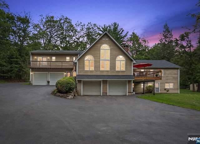 Property at 103 Burnt Meadow Rd, Ringwood, NJ 07456, 7 beds, 4 baths