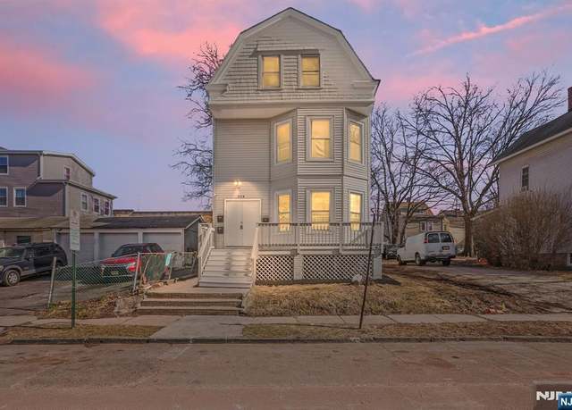 Property at 314 Amherst St, East Orange, NJ 07018, 10 beds, 3 baths