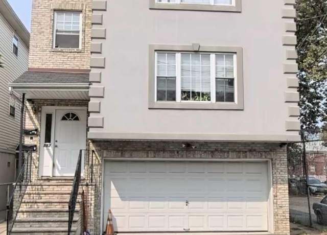 Property at 582-584 3rd St, Newark, NJ 07107, 8 beds, 5 baths
