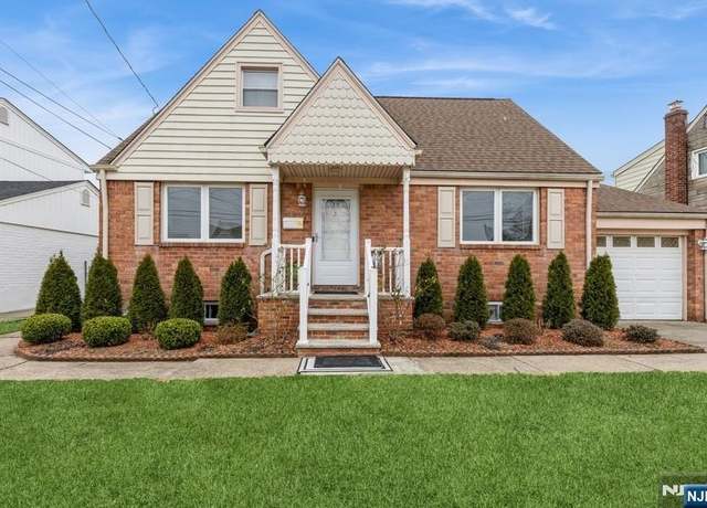 Property at 34 Winslow Ter, Fair Lawn, NJ 07410, 4 beds, 2 baths