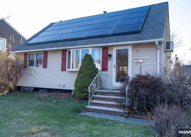 Property at 17 Filippone Way, Woodland Park, NJ 07424, 3 beds, 1.5 baths