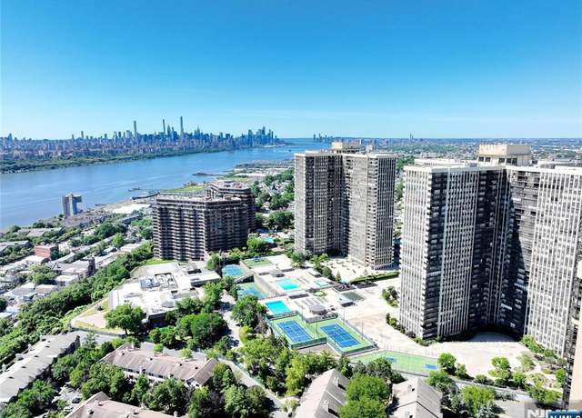 Property at 200 Winston Dr #2116, Cliffside Park, NJ 07010, 2 beds, 2 baths