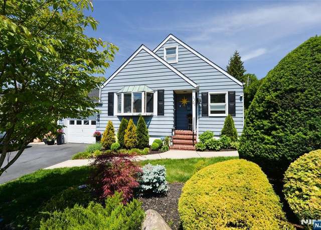 Property at 11-01 Long Rd, Fair Lawn, NJ 07410, 3 beds, 2 baths
