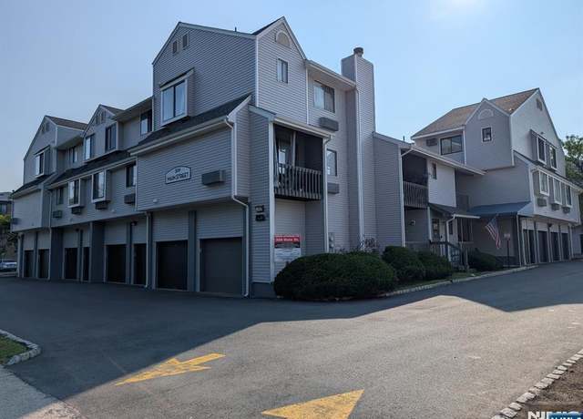 Property at 309 Main St #10, Belleville, NJ 07109, 3 beds, 2.5 baths