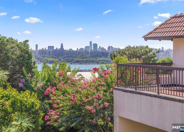 Property at 300 Gorge Rd #37, Cliffside Park, NJ 07010, 2 beds, 2 baths