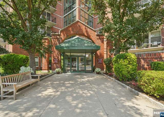 Property at 300 Main St #310, Little Falls, NJ 07424, 2 beds, 2 baths